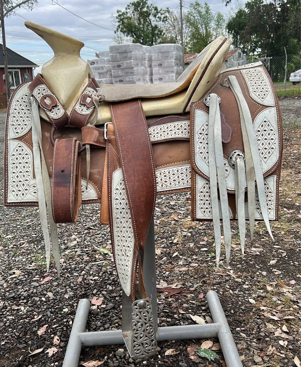 Fancy Charo Saddle