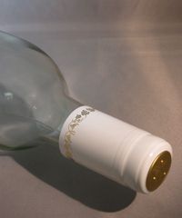 White/Gold Grapes Pvc Shrink Capsules - 500 Bulk