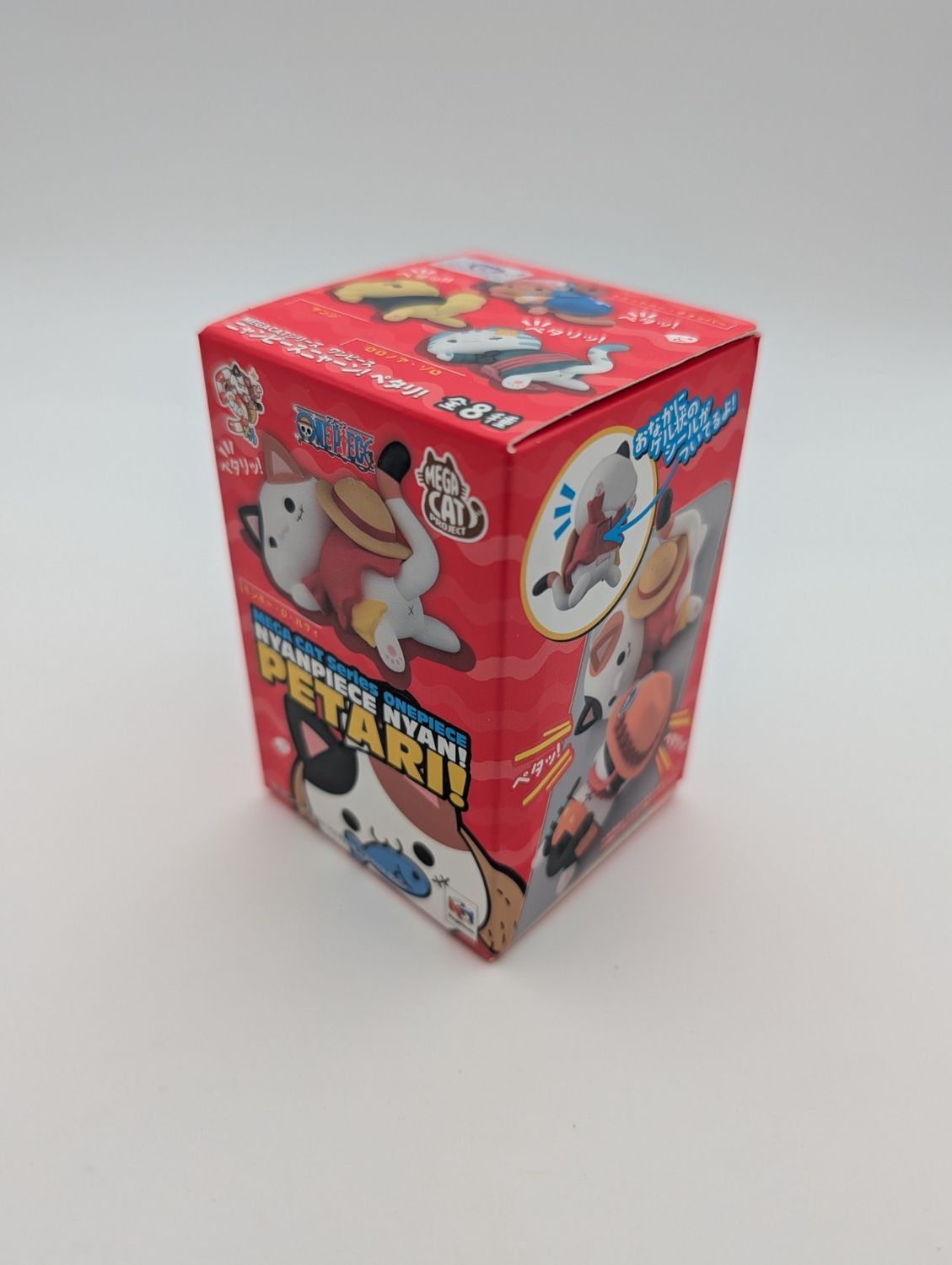 Nyanpiece Nyan! Petari! Megahouse Mega Cat Series One Piece Stickie Blind Box