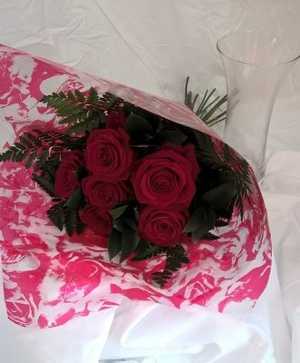 6 Long Stem Red Roses with foliage