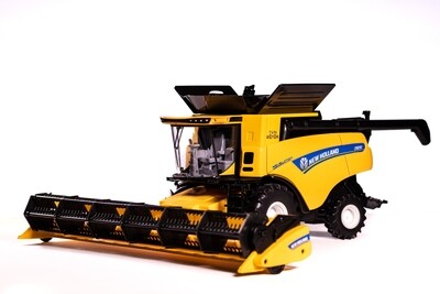 MINIATURA NH CR8.90 1:32