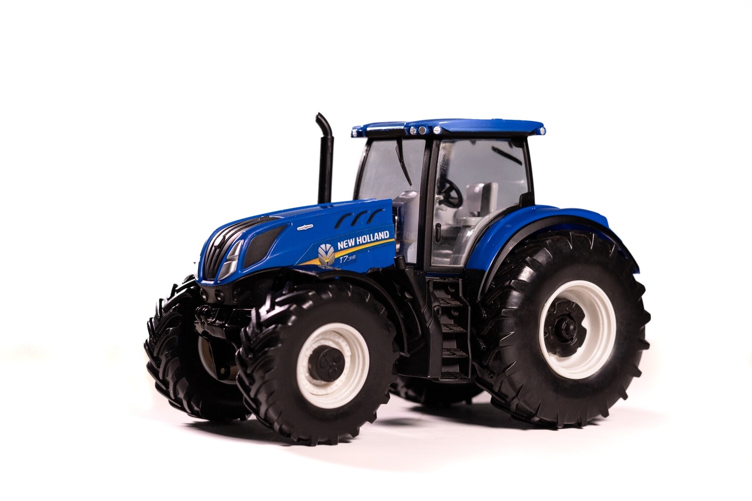 MINIATURAS NH T7.315 1:32