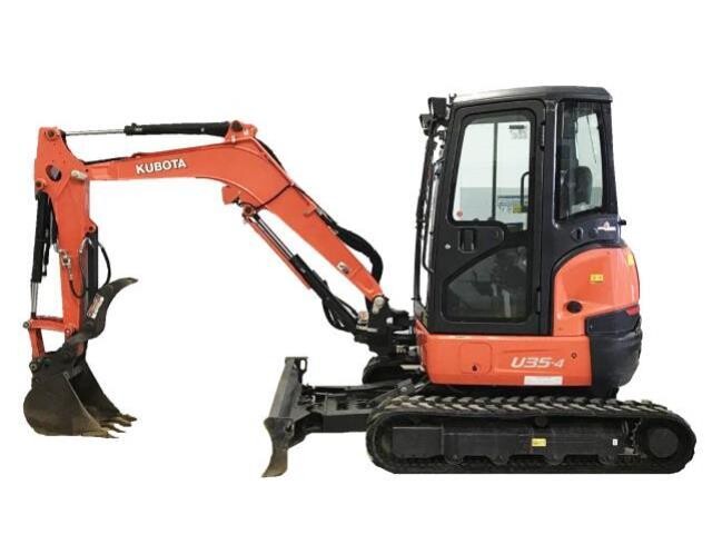 Kubota U35 9k lb Excavator Rental