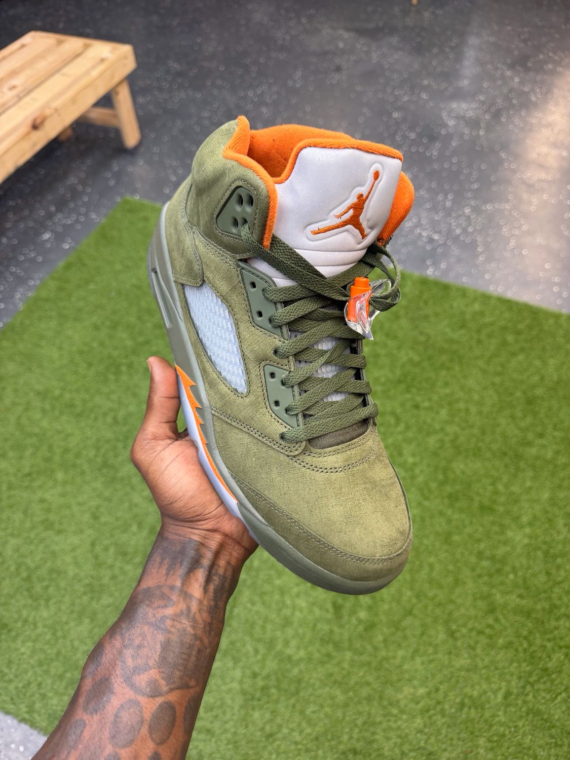 Jordan 5 “Olives”