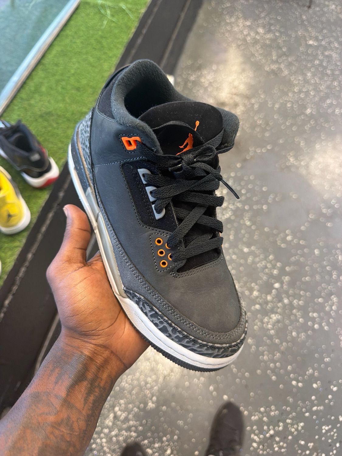 Jordan 3 “orange Blk”