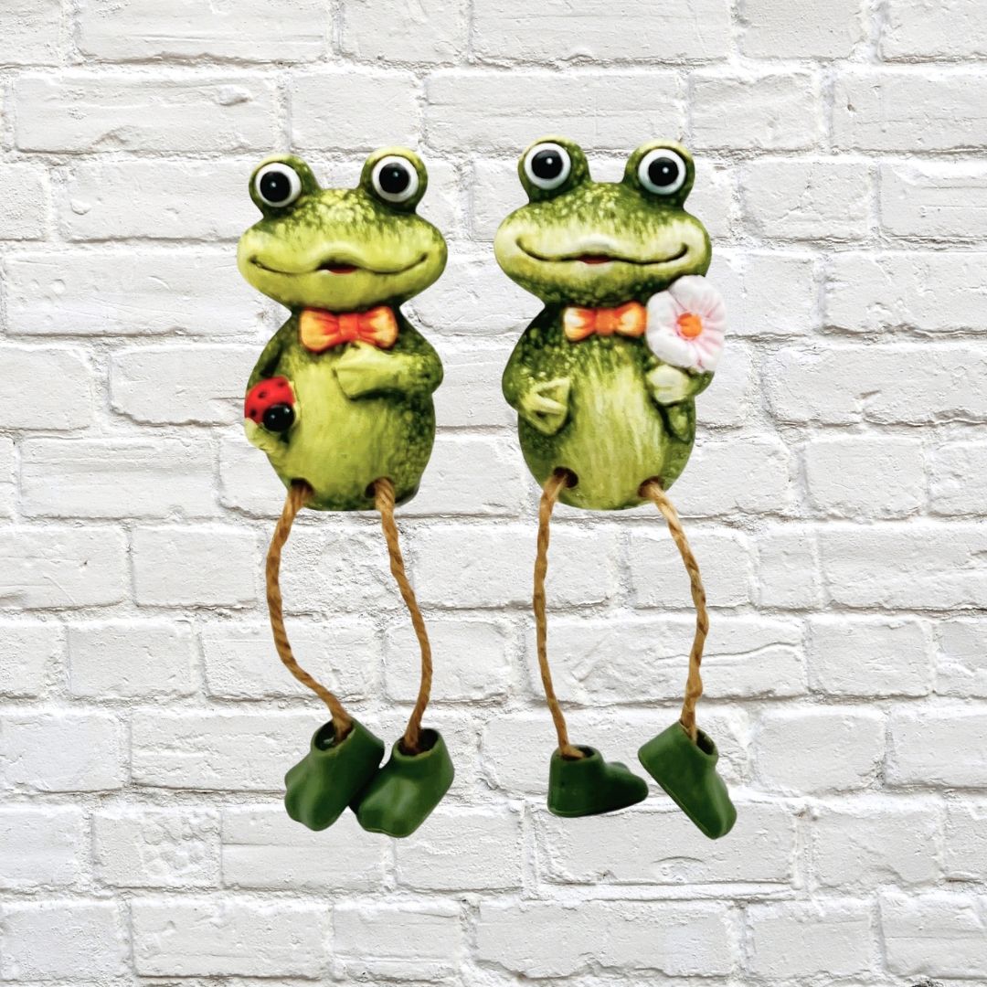 SHELF SITTERS Frogs Freddie &amp; Freda Sitters