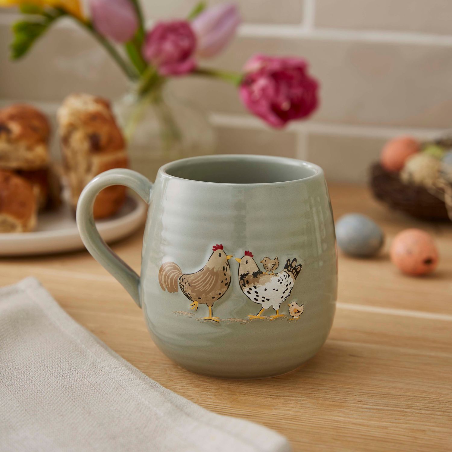 COOKSMART Hen House Lane - Belly Mug - Happy Family