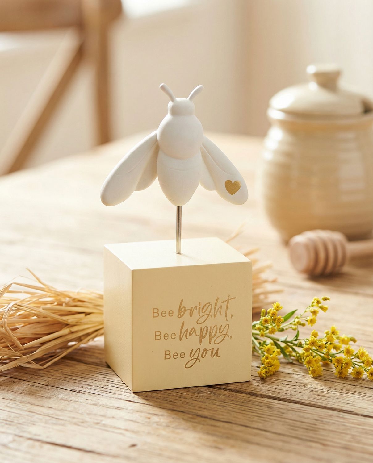 HOUSE OF SENTIMENTS Sentiment Figurine - Bee
