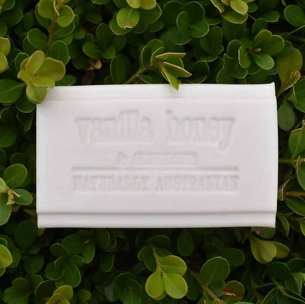 CLOVER FIELDS Vanilla Honey Glycerine Soap