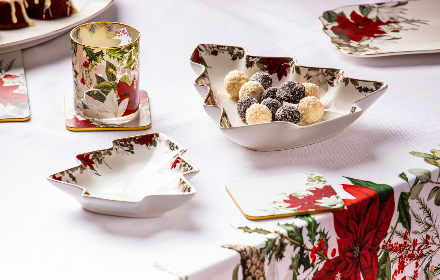 ASHDENE Poinsettia White 2pk Christmas Tree Platter