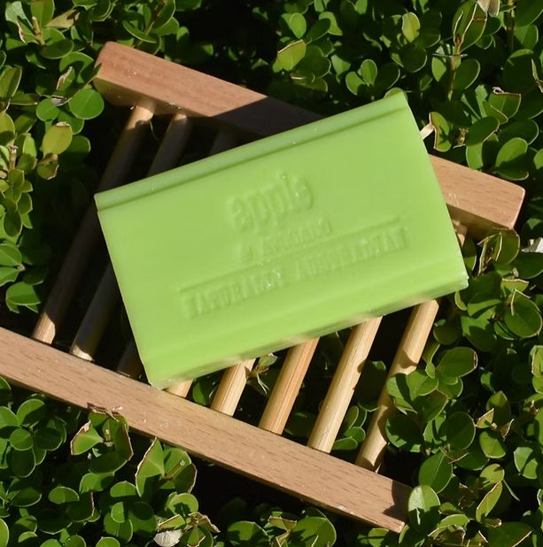 CLOVER FIELDS Apple &amp; Avocado Soap