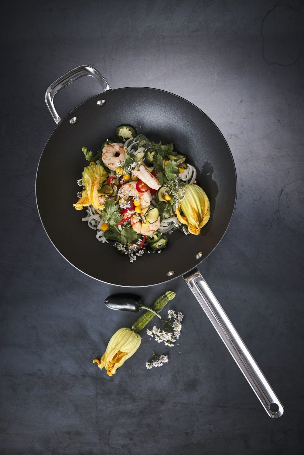 SCANPAN Black Iron Wok 30cm