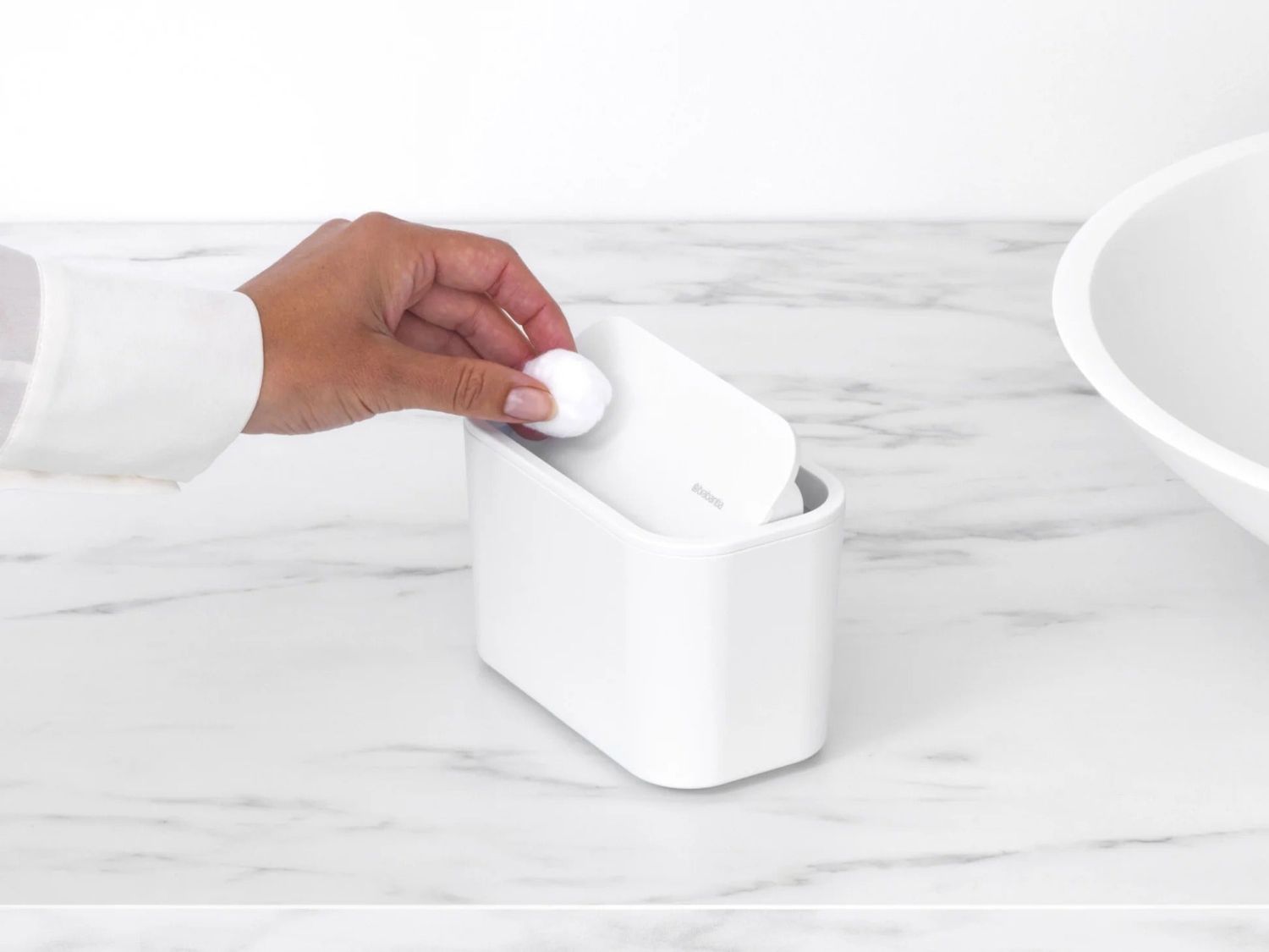 BRABANTIA MindSet Bathroom Waste Caddy - White
