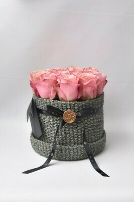 Flower Basket (12 Roses) Flower Basket (12 Roses)