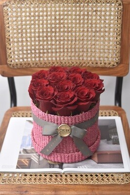 Flower Basket (12 Roses) Flower Basket (12 Roses)