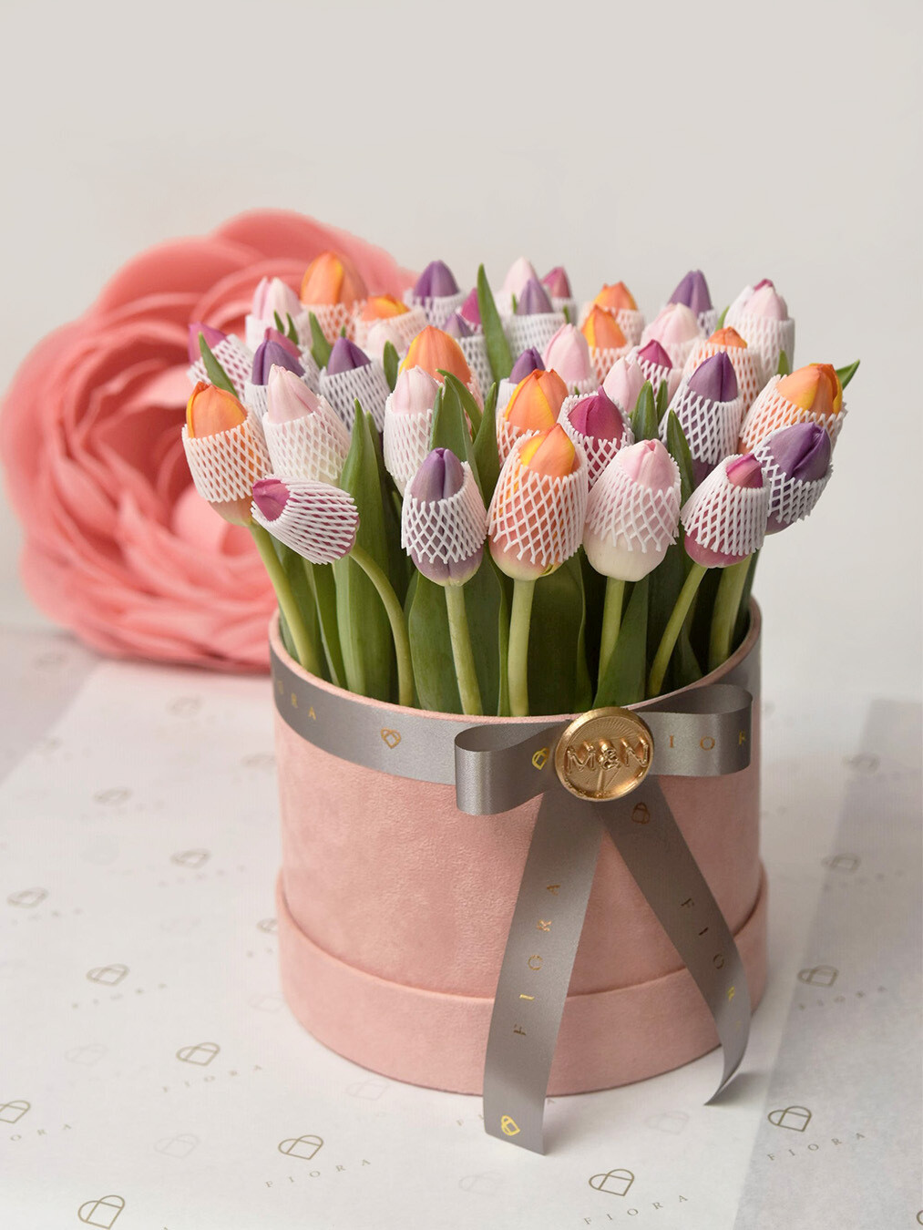 Suede Box Midi: Tulips