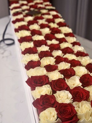 100 Roses Box