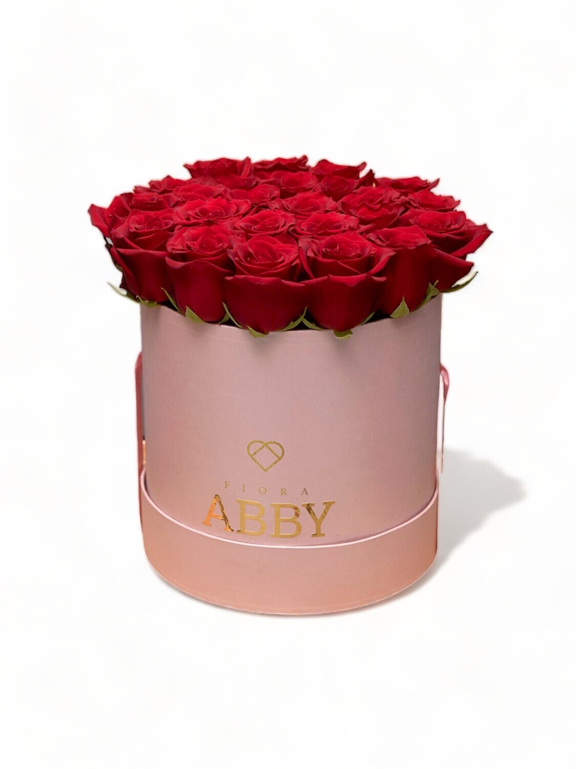 Classic Bucket Roses 24