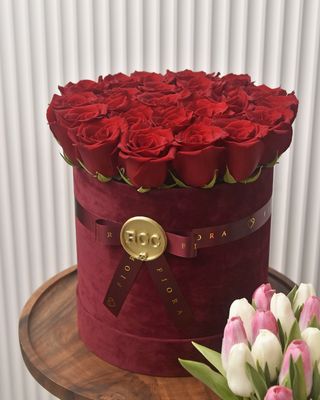 Suede Box Large: Roses