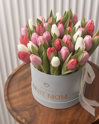 Classic Bucket Medium: Tulips
