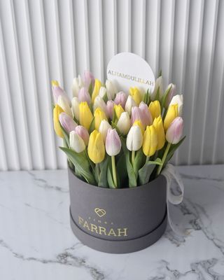 Classic Bucket Medium: Tulips