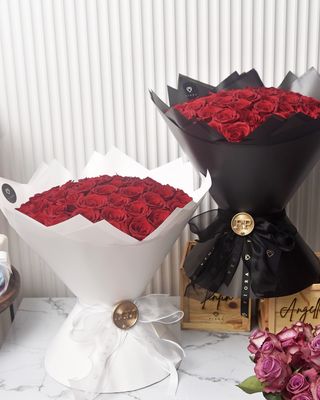 Hey, Bouquet (Deluxe)