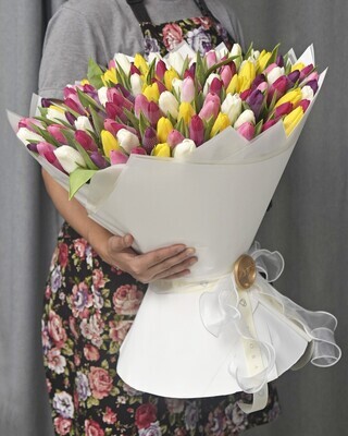Hey, Bouquet Deluxe: Tulip Tornado