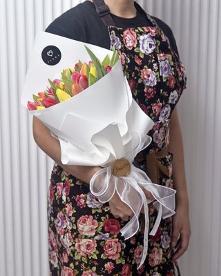 Hey, Bouquet: Tulip Love