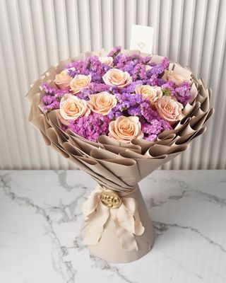 Twirl Bouquet Large: Elara