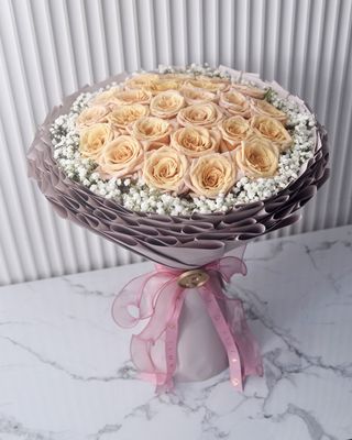 Twirl Bouquet Large: Glaiza