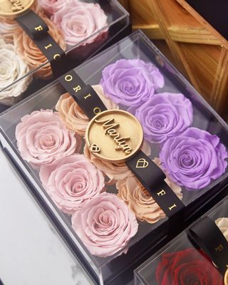 ForeverFiora Timeless Rose Grid (Acrylic Box)