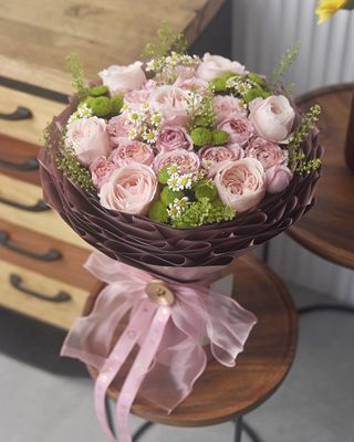 Twirl Bouquet Midi: Esther