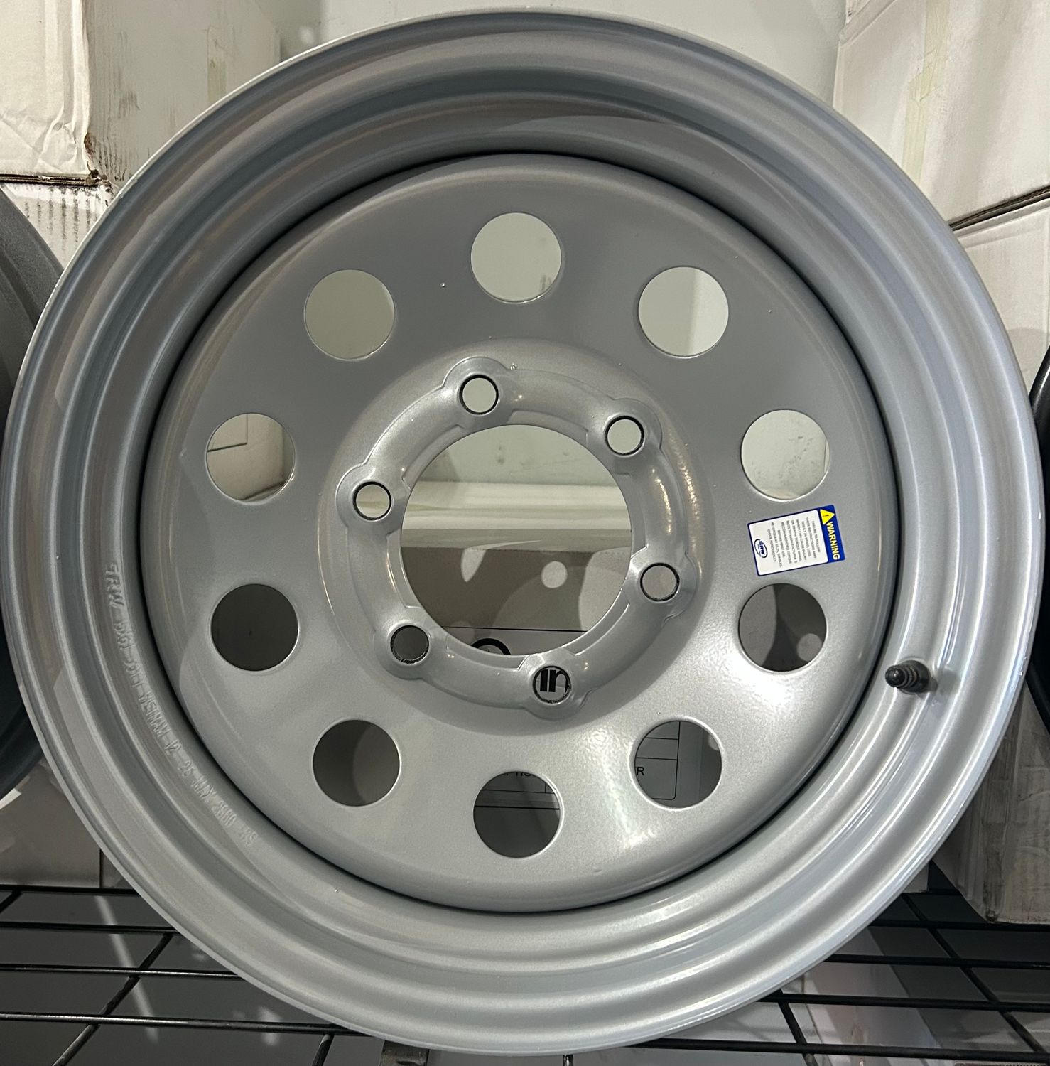 15" Trailer Wheel - 6 Lug (6 Birlos)
