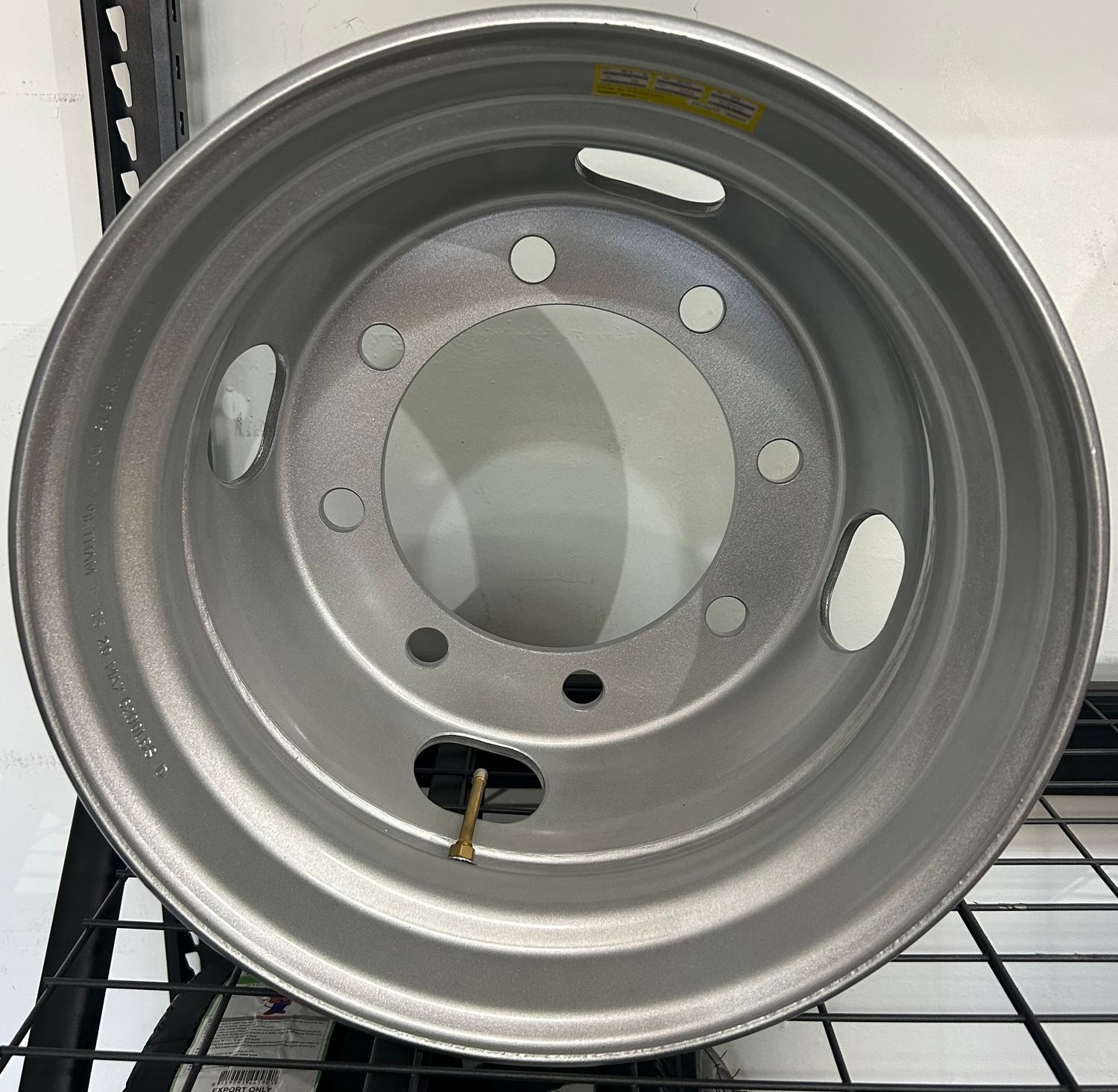 17.5" Dually Trailer Wheel - 8 Lug (8 Birlos) Heavy Duty