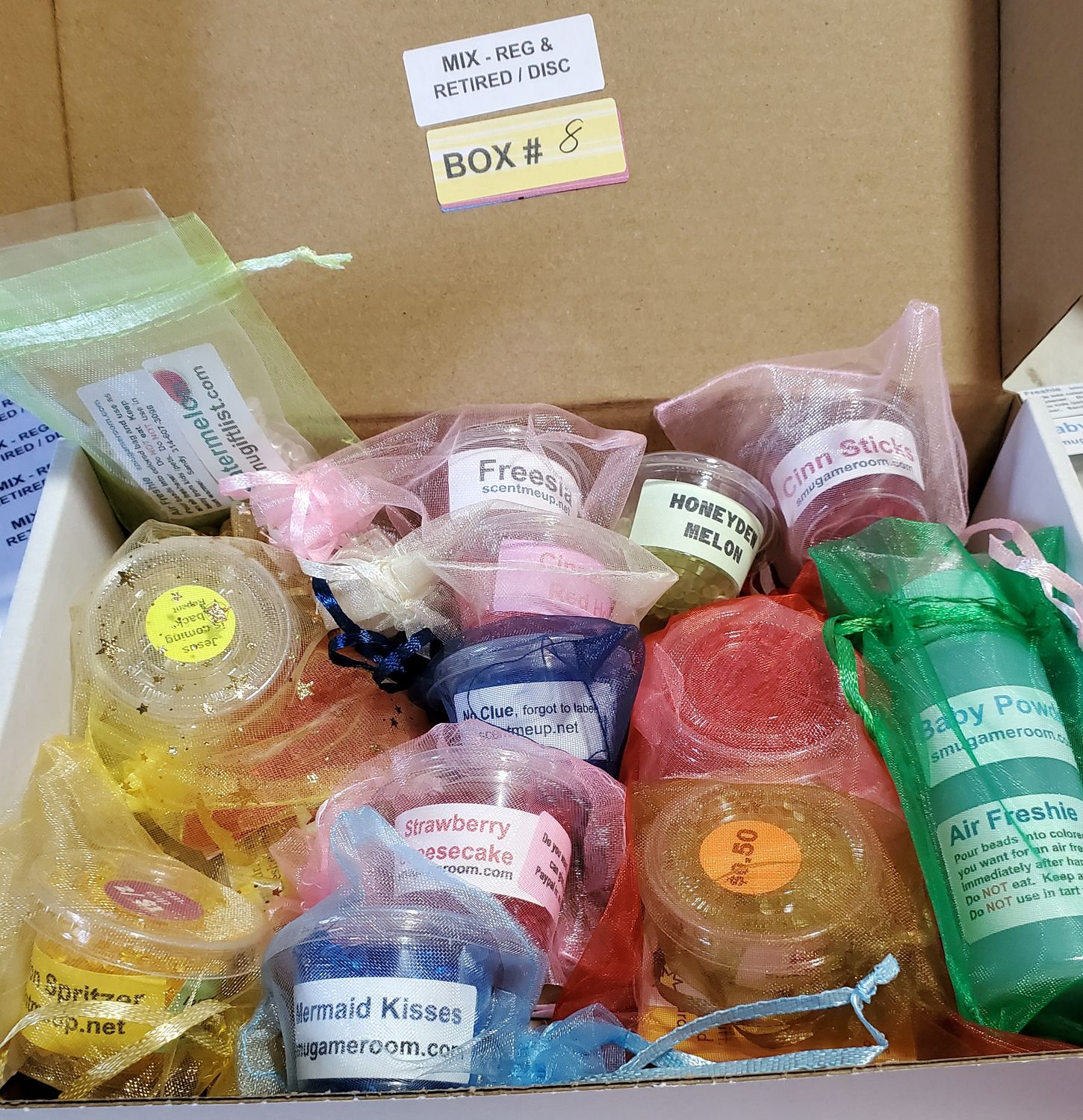 BOX 8 - AIR FRESHIES -mix -retired scents