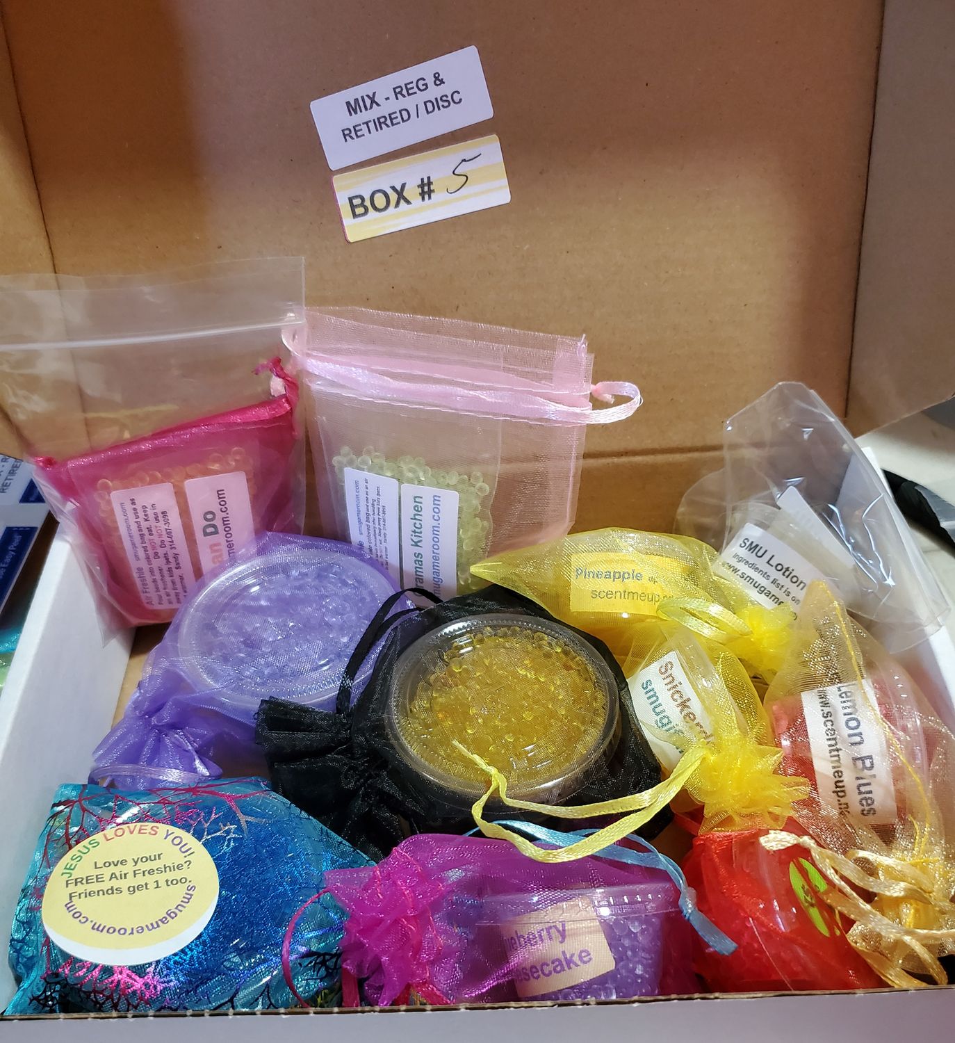 BOX 5 - AIR FRESHIES - retired scents