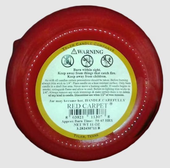 11 OZ RED CARPET CANDLE