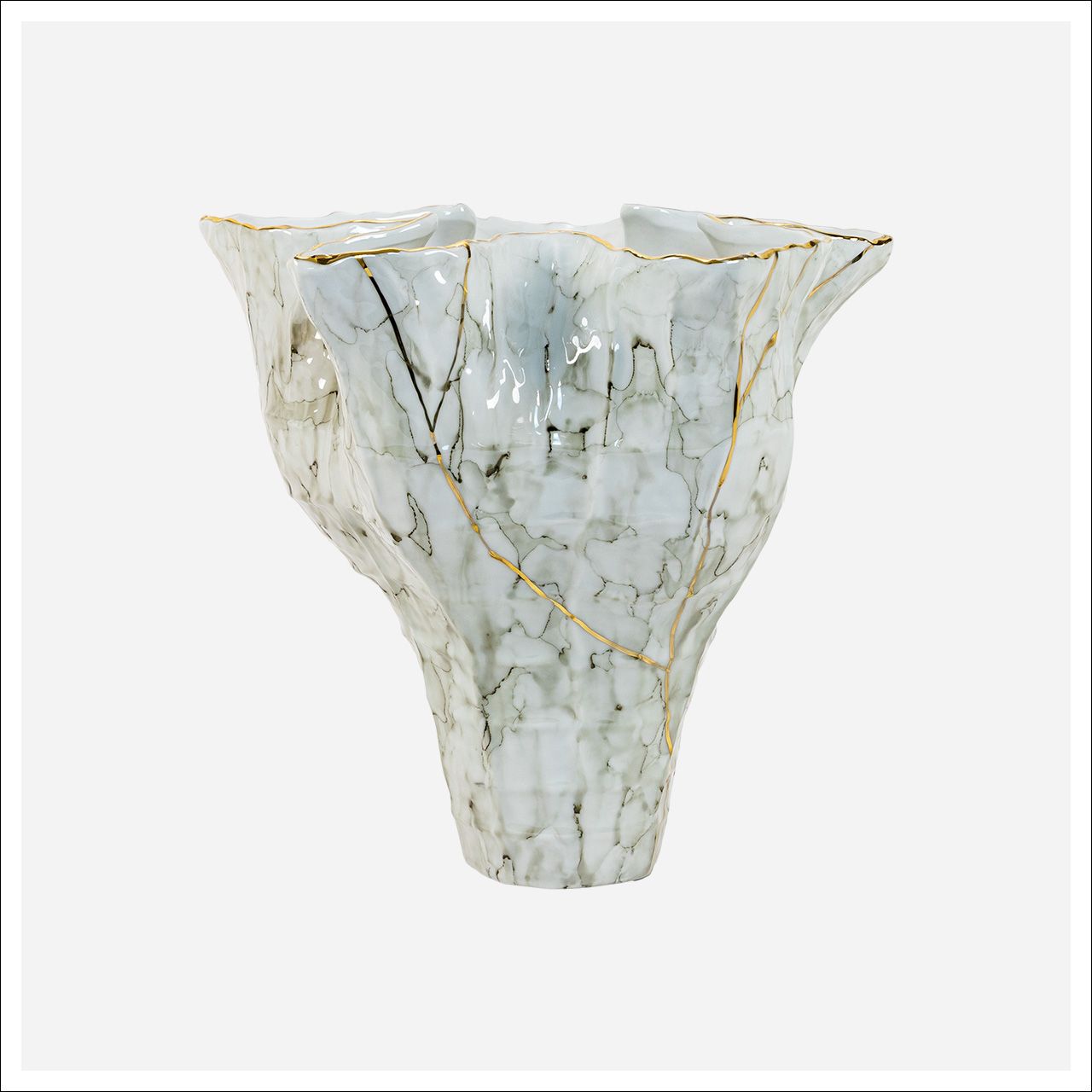 Carmine Tall Vase Marble, gold