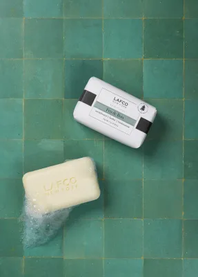 200g Feu de Bois Bar Soap