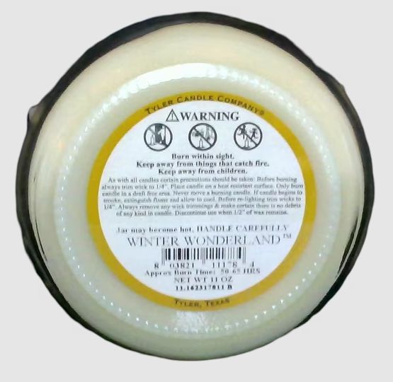 11 OZ WINTER WONDERLAND CANDLE