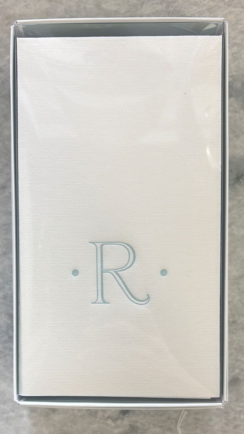 ROBIN'S EGG "R" PAPER LINEN GUEST TOWEL