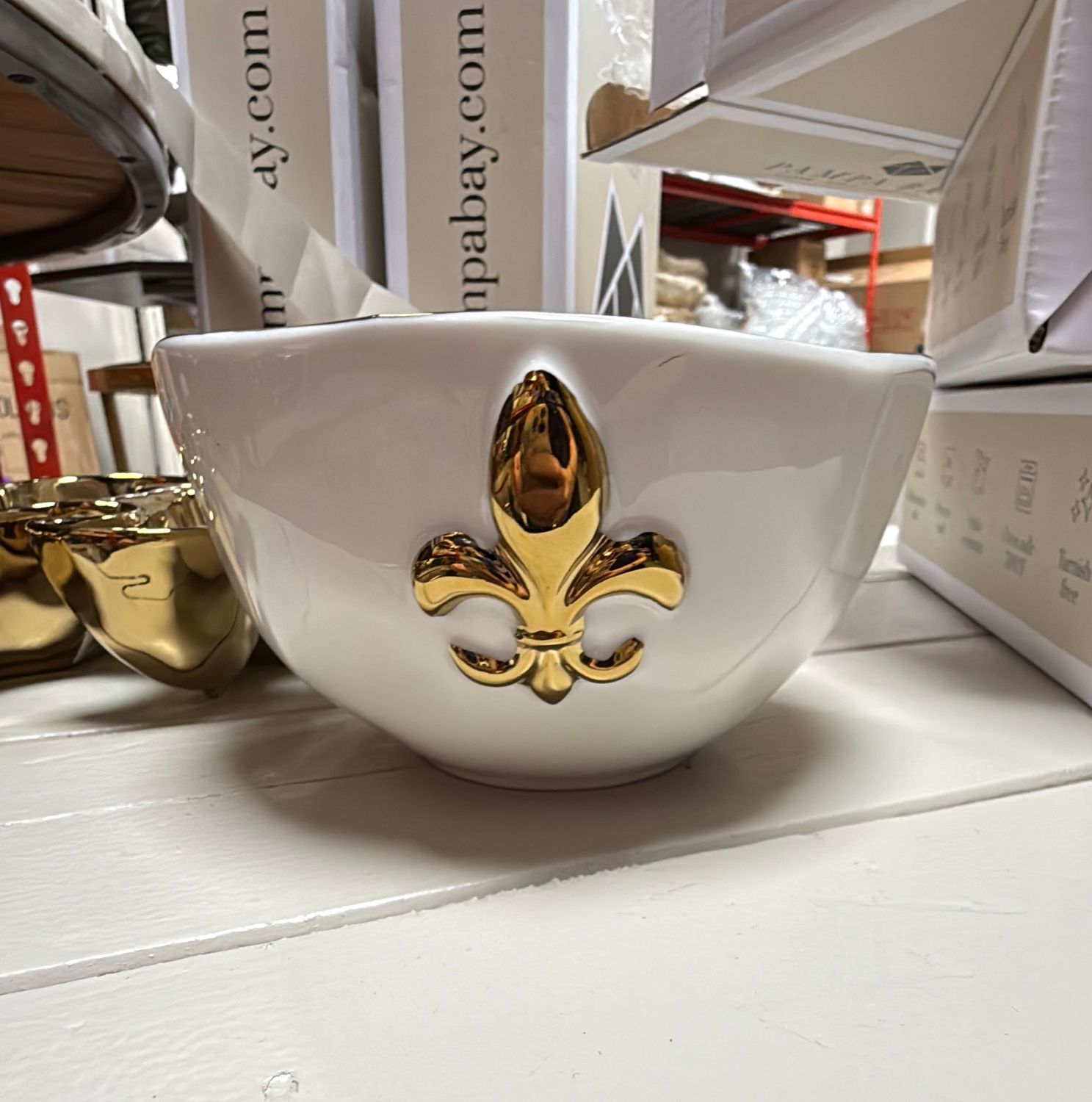 PAMPA BAY SMALL FLEUR DE LIS BOWL 