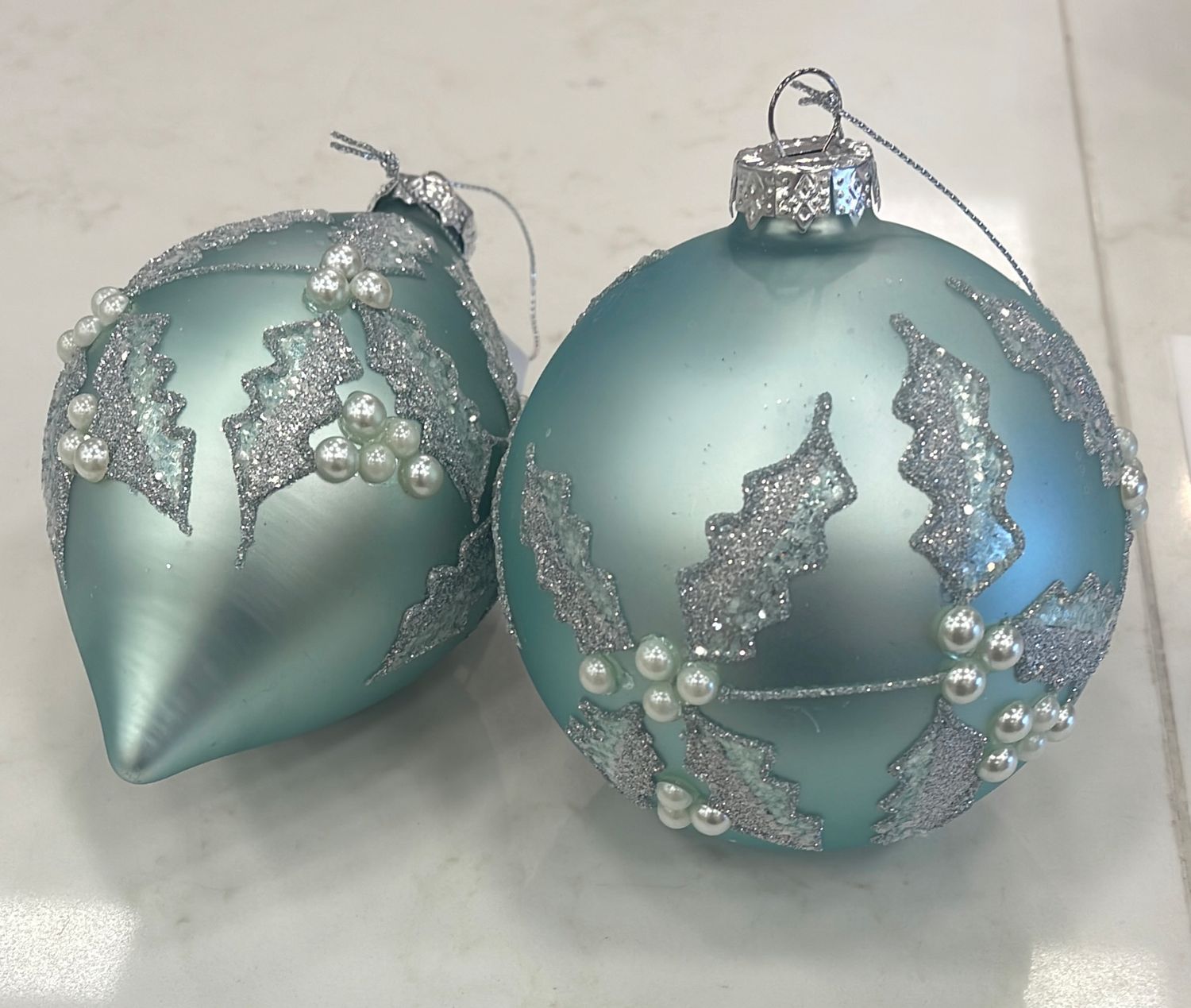 ASSORTED 4"-5" HOLLY LEAF/BERRY ORN
