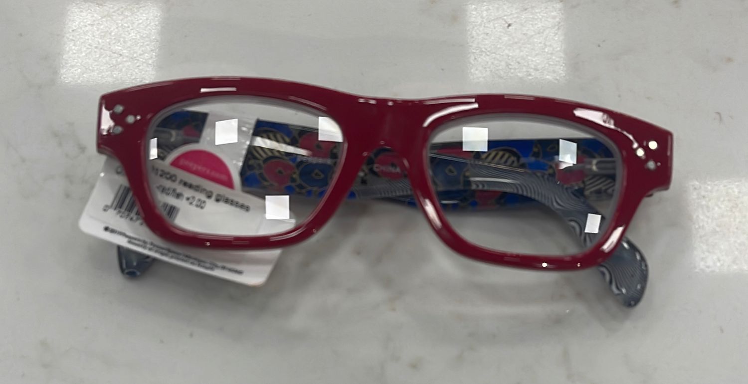 PEEPERS OFF THE HOOK RED/FISH +2.00