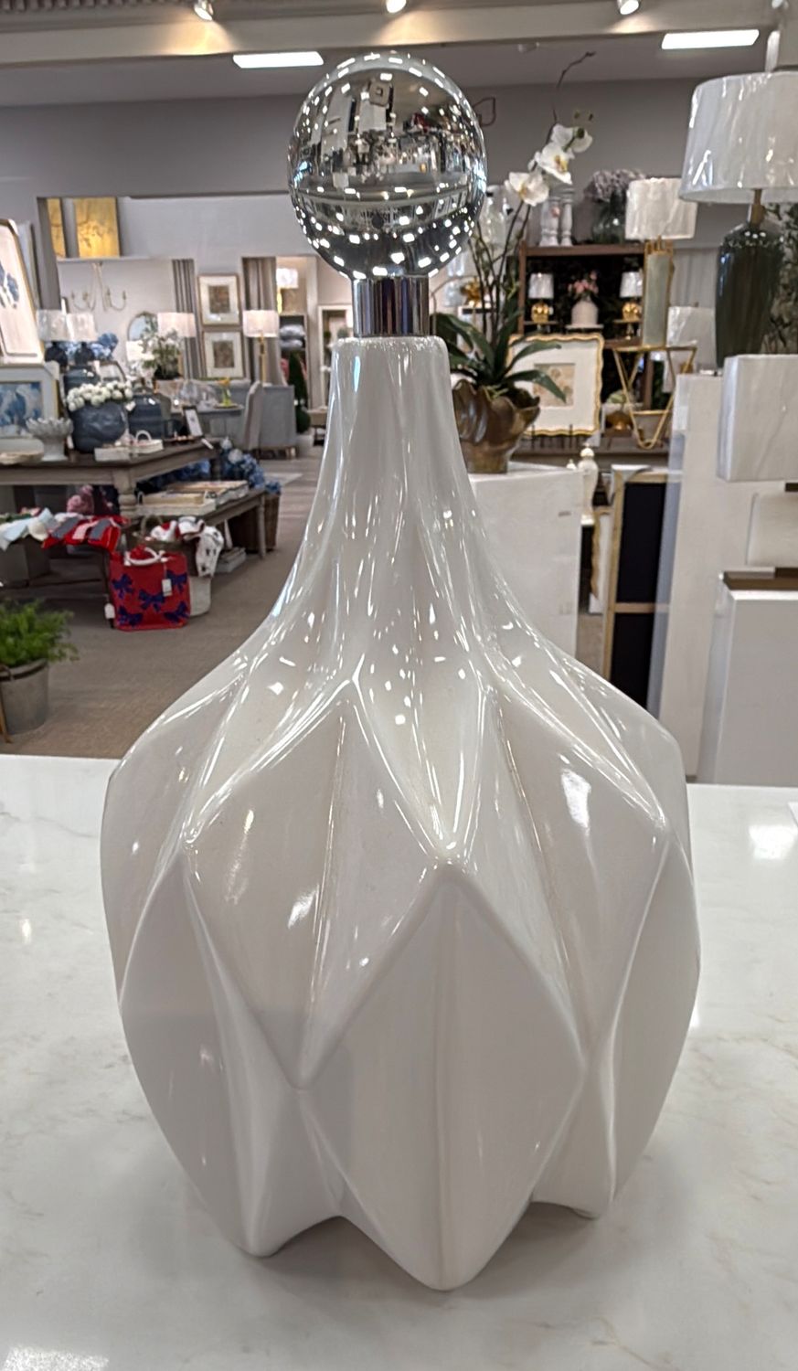 Klara White Bottle