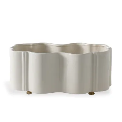 Tuscan Cream Scallop Planter