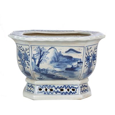 Mountain Village Foot Bath Planter
