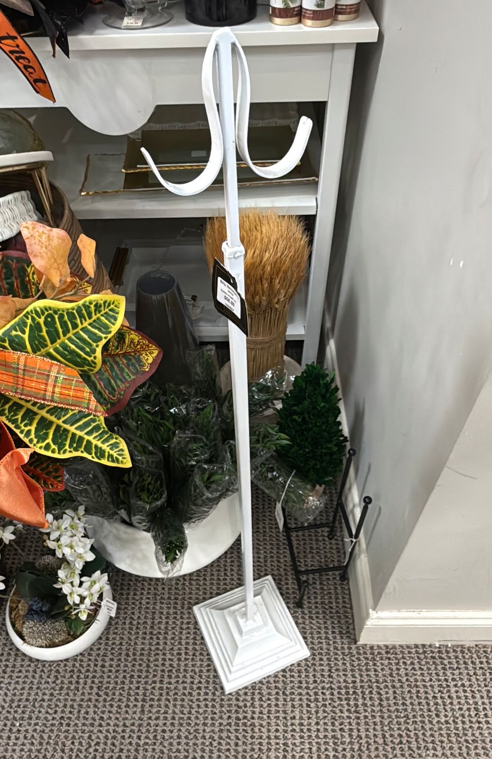 Double wreath iron hanger