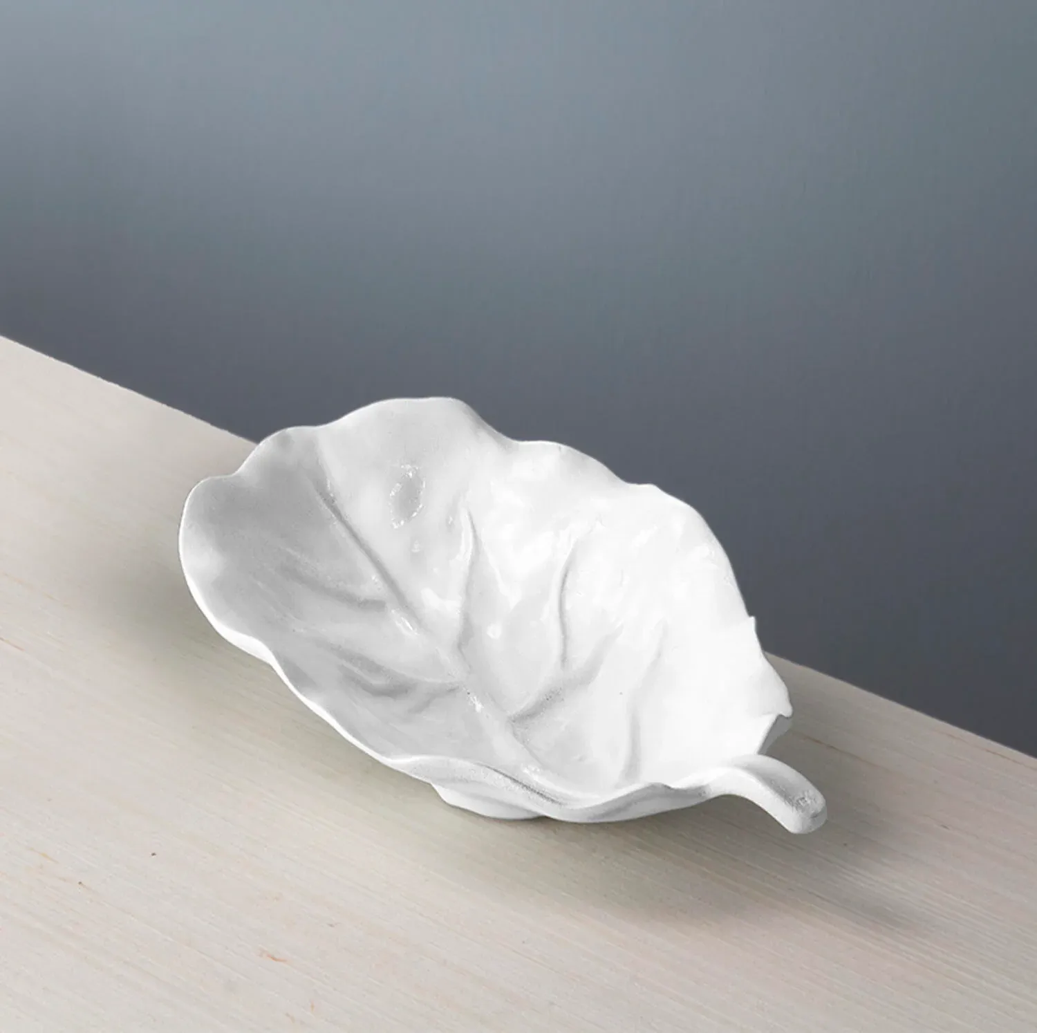 VIDA LETTUCE SMALL LEAF PLATTER (WHITE)