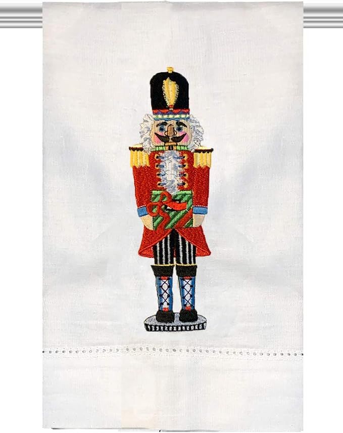 NUTCRACKERS W/GIFTS HAND TOWELS 3 DESIGNS